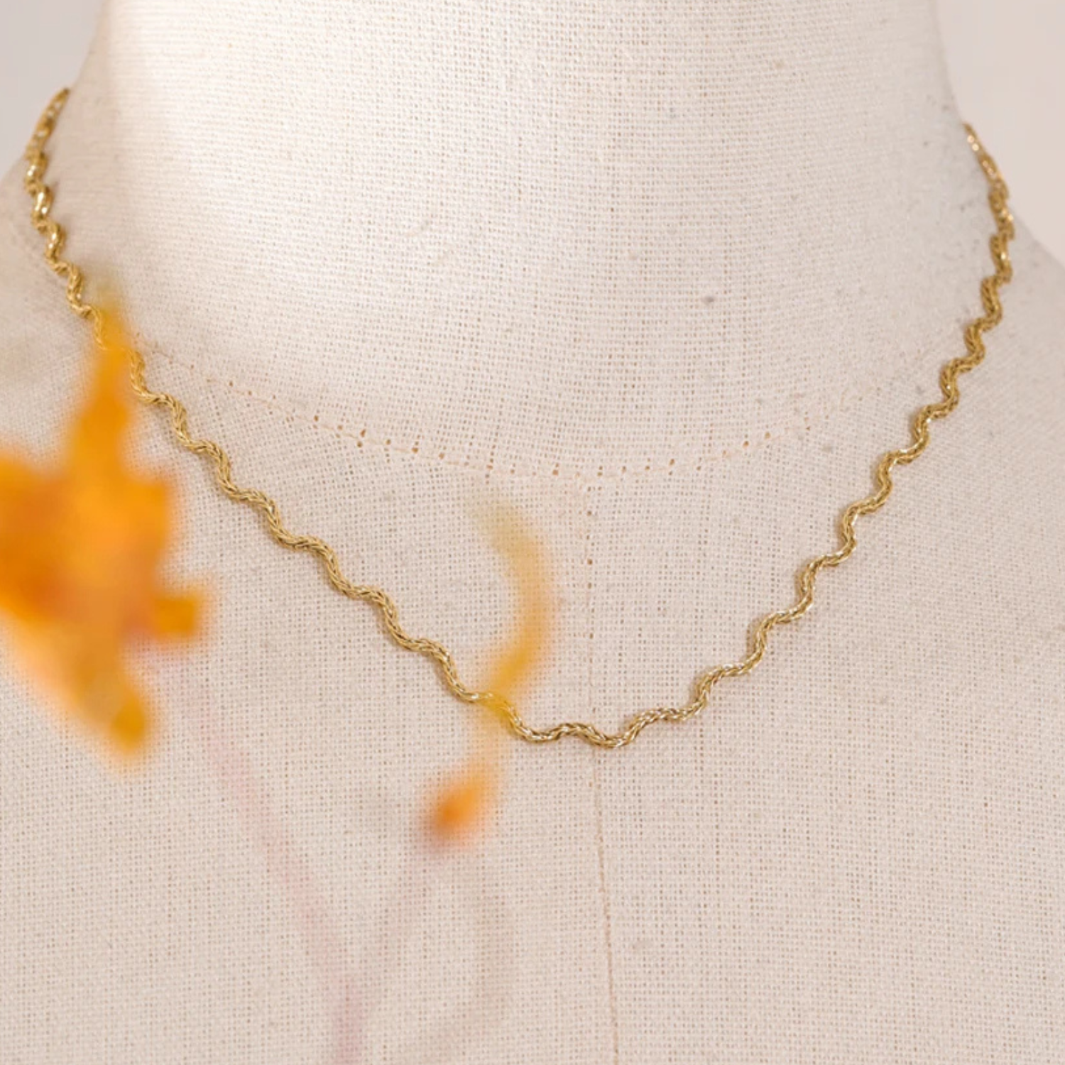 Onda – Collana (o Set con Bracciale) in Acciaio Inox Placcato Oro 18K - immagine 5
