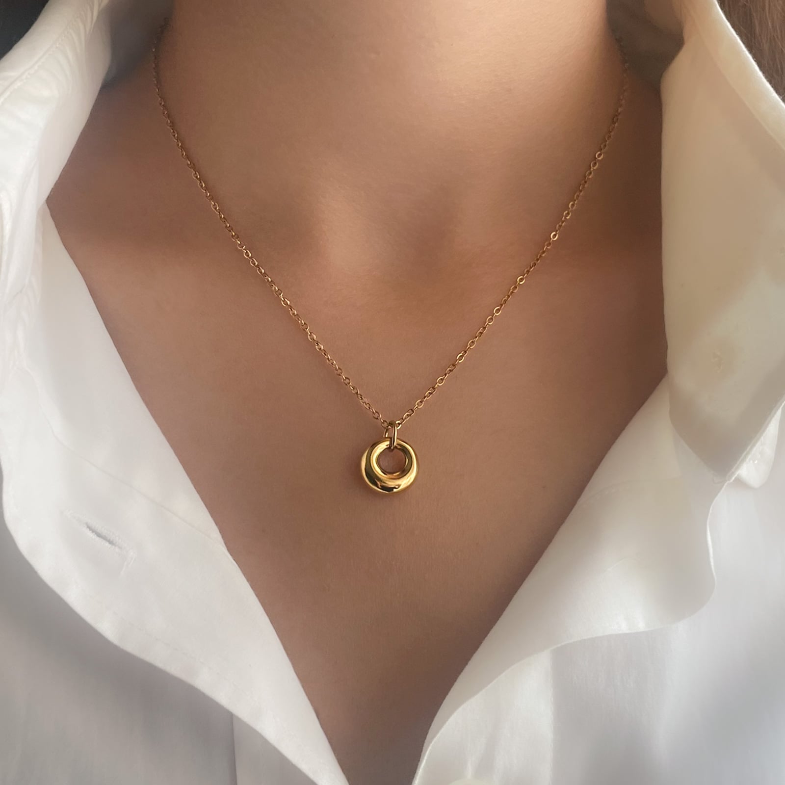 Lune collana in acciaio inossidabile con pendente dorato