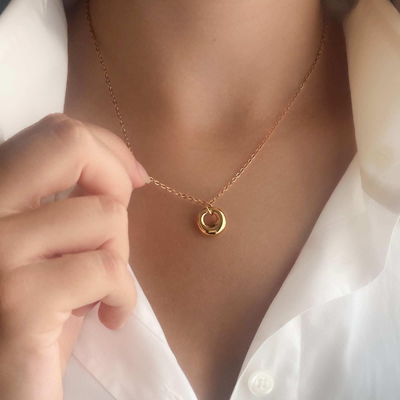 Lune collana in acciaio inossidabile con pendente dorato